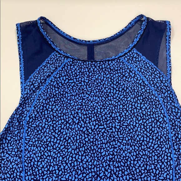 lululemon Blue and Navy Printed Tank w/mesh, Lg - Picture 2 of 7